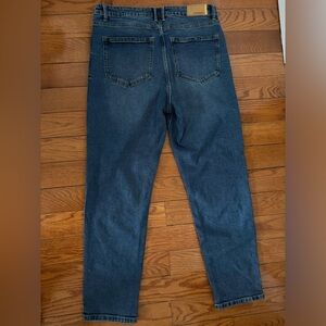 Stradivarius Mom Fit Vintage Jeans | Size: US 12